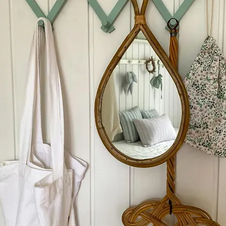 Charming Summer House Near Nordstrand Σπίτι διακοπών *