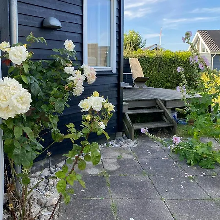 Charming Summer House Near Nordstrand